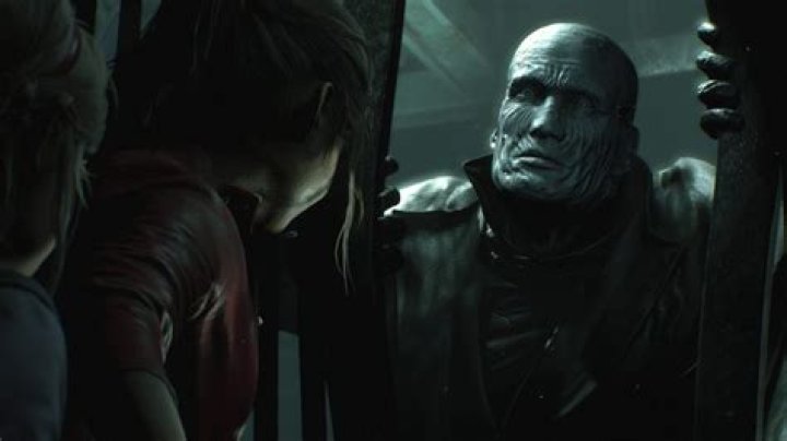 10 Most Terrifying Stalkers In Video Games
