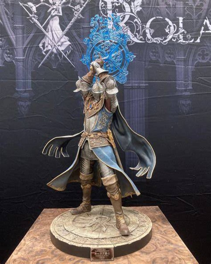 The Best Armor Pieces for Mages in Elden Ring, and How To Get Them carian-knight-set