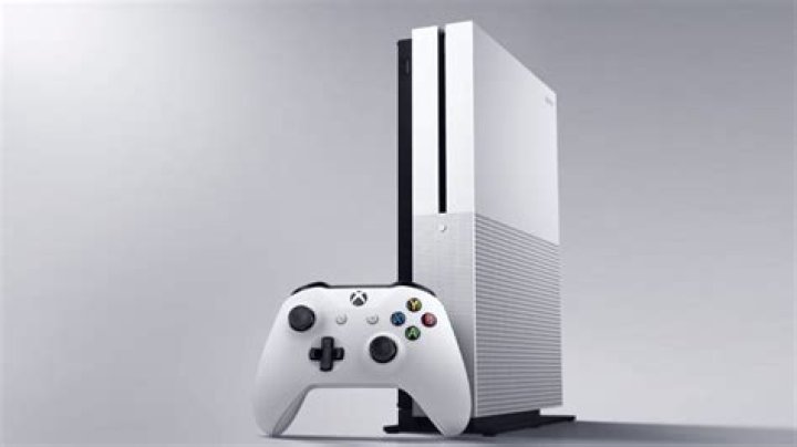 
Demand For The Xbox One S So Far Has GameStop Excited