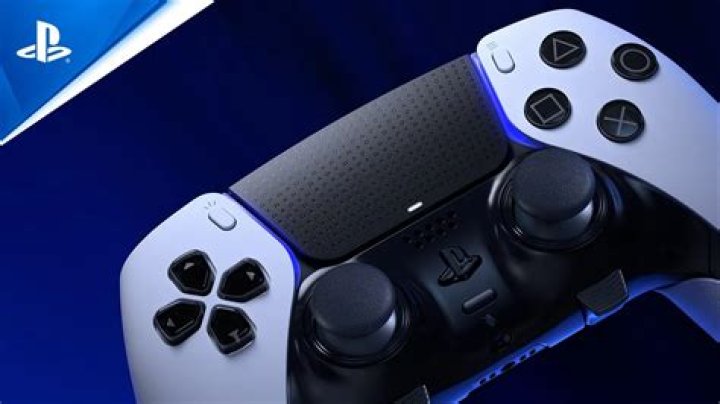 Do PS5 DualSense controllers work on PS4?