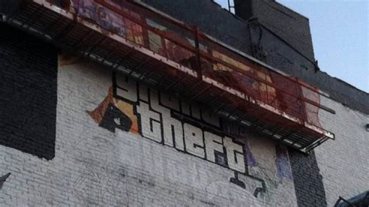 
GTA V box art tied to Manhattan mural