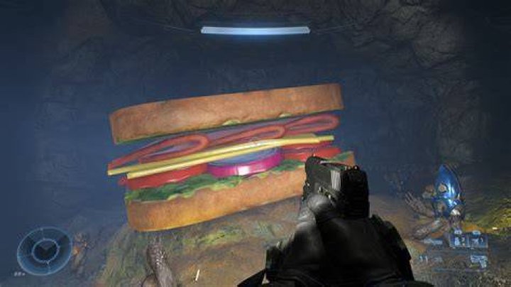 Halo Infinite: Take A Big Bite Of This Giant Sandwich & Xbox OG | Open-World Easter Eggs