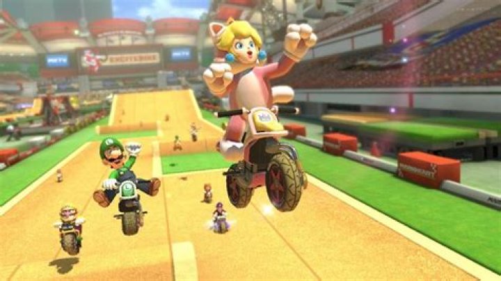 Mario Kart 8: Overheat in the Excitebike Arena