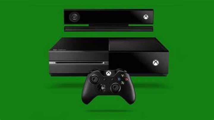 
Xbox One October Update Video Shows Off New Snap and Achievement Features